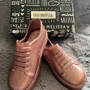 BRAND NEW Mini Melissa Kids Glitter Rose Gold Shoes 10